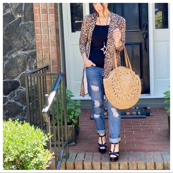 Gorgeous Leopard print open cardigan with pockets - Picture 6 of 13